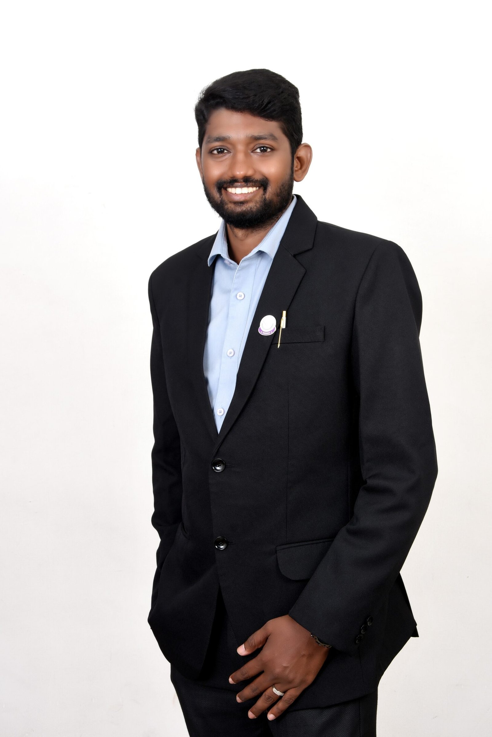 "Victor Prabhakaran conducting a wellness seminar in Tirupur"